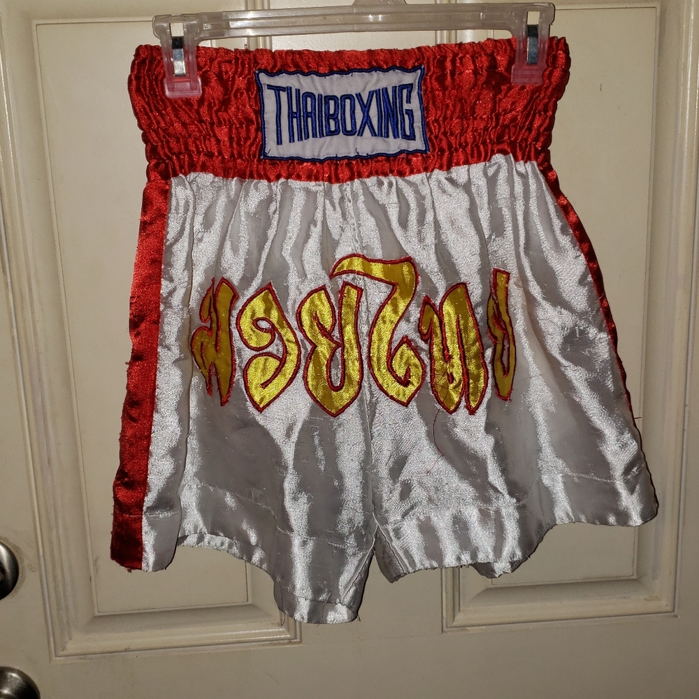 Thaiboxing/Muay Thai Bukaw Silk fight shorts